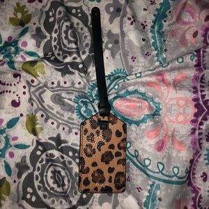 FOSSIL Brenna Cheetah Luggage Tag